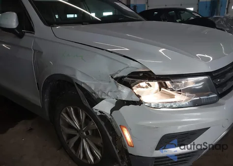 2018 Volkswagen Tiguan 2.0T Se/2.0T Sel из США, поврежденный, VIN 3VV2B7AX8JM133676
